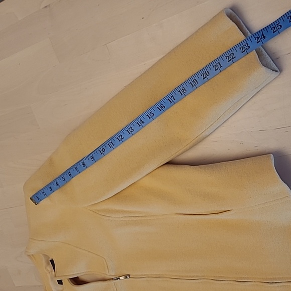 EUC VTG Requirements Butter Yellow Mock Neck Wool/Vicose Blazer with Pockets - Picture 6 of 10